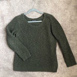 Brandy Melville sweater